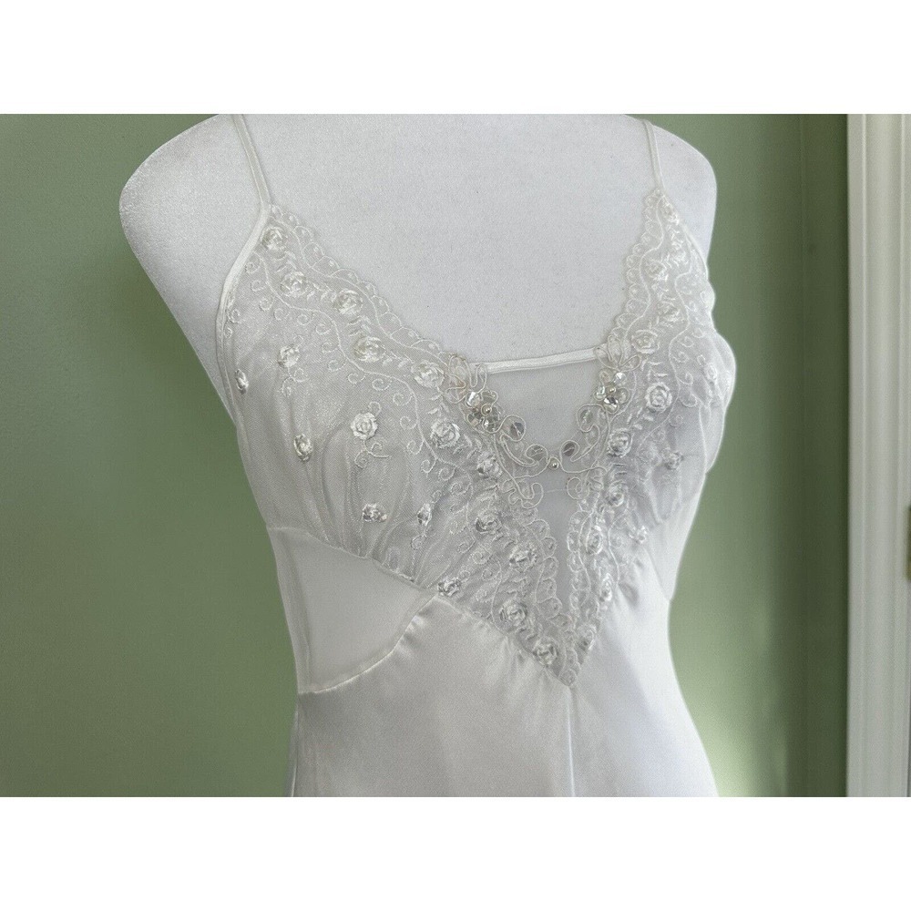 Val Mode Lingerie White Beaded Slip Dress Size Small Vintage 90’s Gown Dainty - Picture 2 of 13